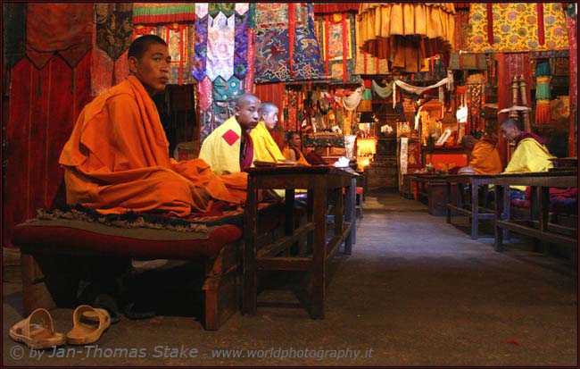 Tibetian monks